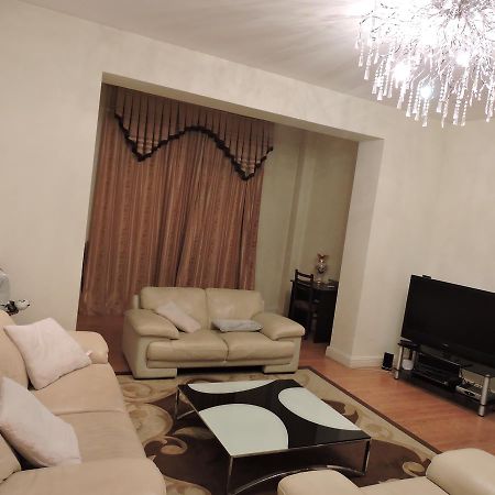 1 Shota Rustaveli Avenue Apartment Tbilisi Luaran gambar