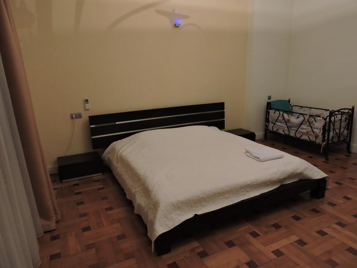 1 Shota Rustaveli Avenue Apartment Tbilisi Luaran gambar